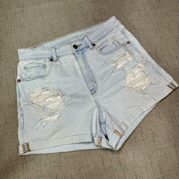 American Eagle Mom Short Distressed Destroyed Stretch High Rise Light Blue 8 - Picture 4 of 9